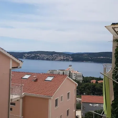 Apartment Goldy Trogir